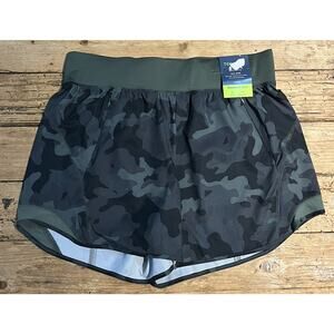 TEK Gear Womens Size L Green Camo Mid Rise Athletic Shorts NWT